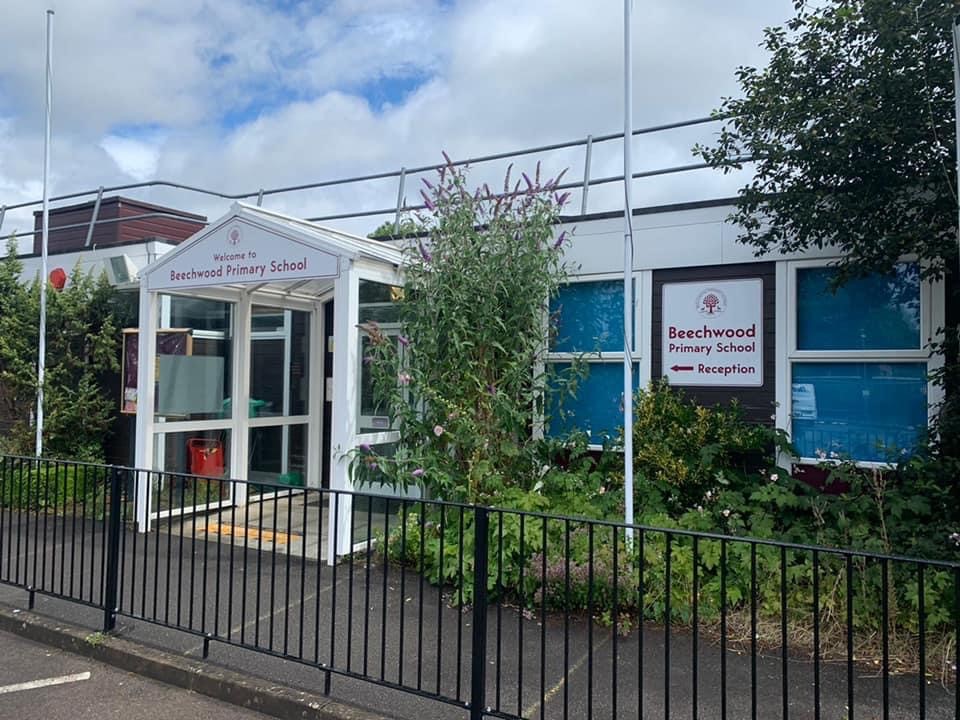 Educational Sectors School Exterior Signs Beechwood Primary School Reception Berkshire